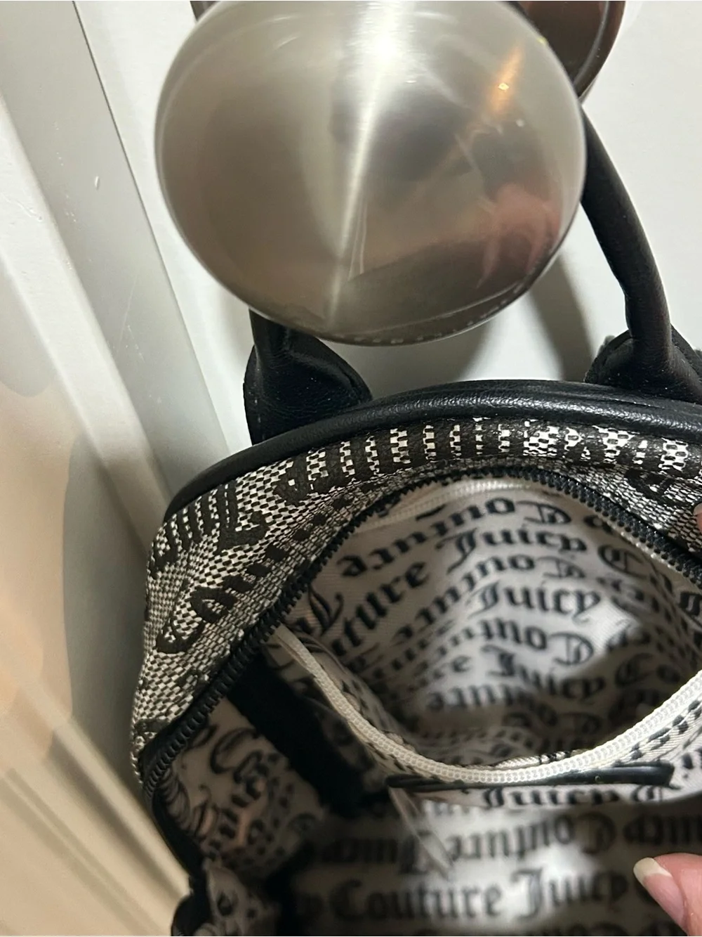 Juicy Couture compact juicy